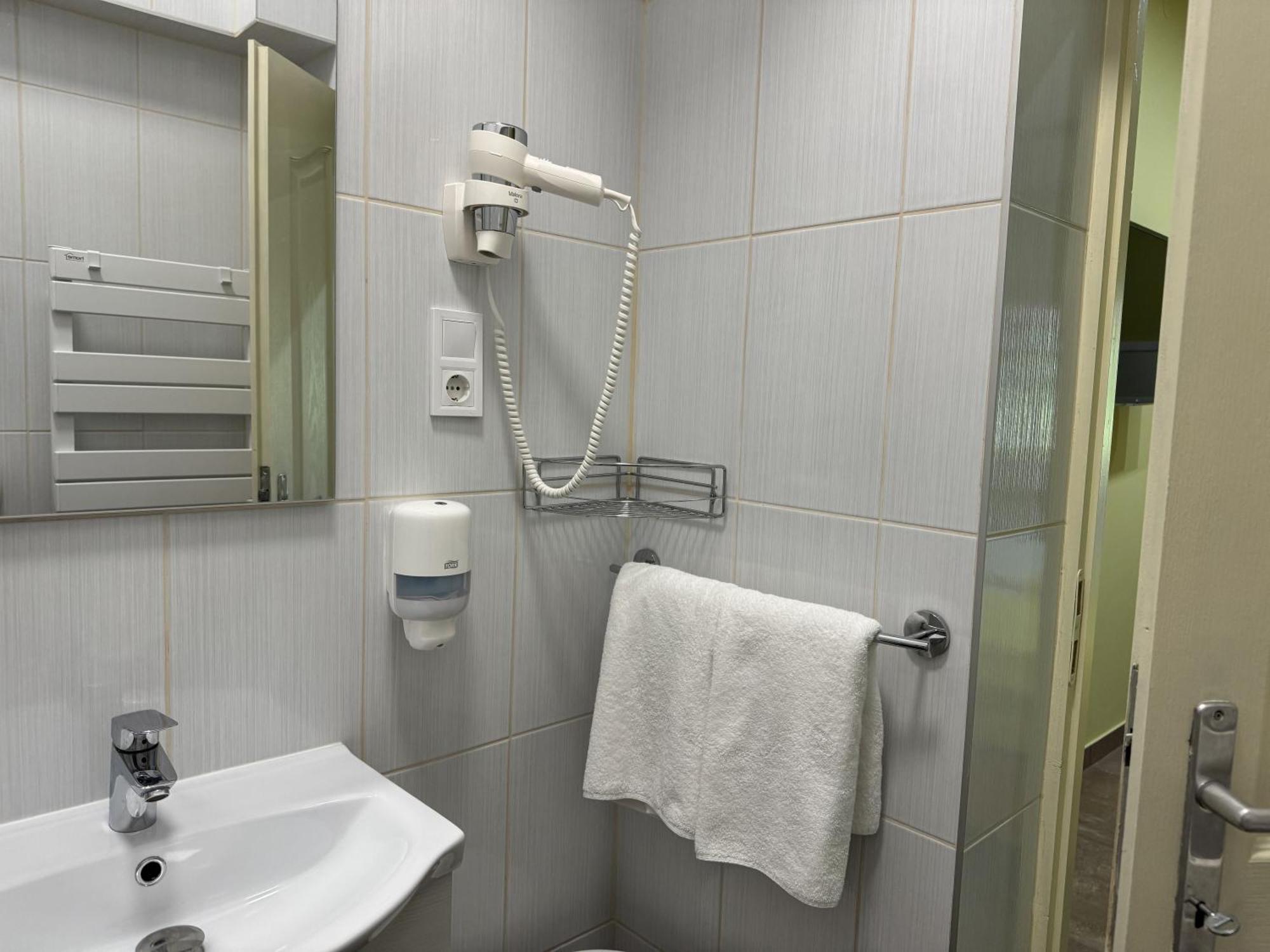 Szem-s Vendégház Balatonszárszó Exterior foto